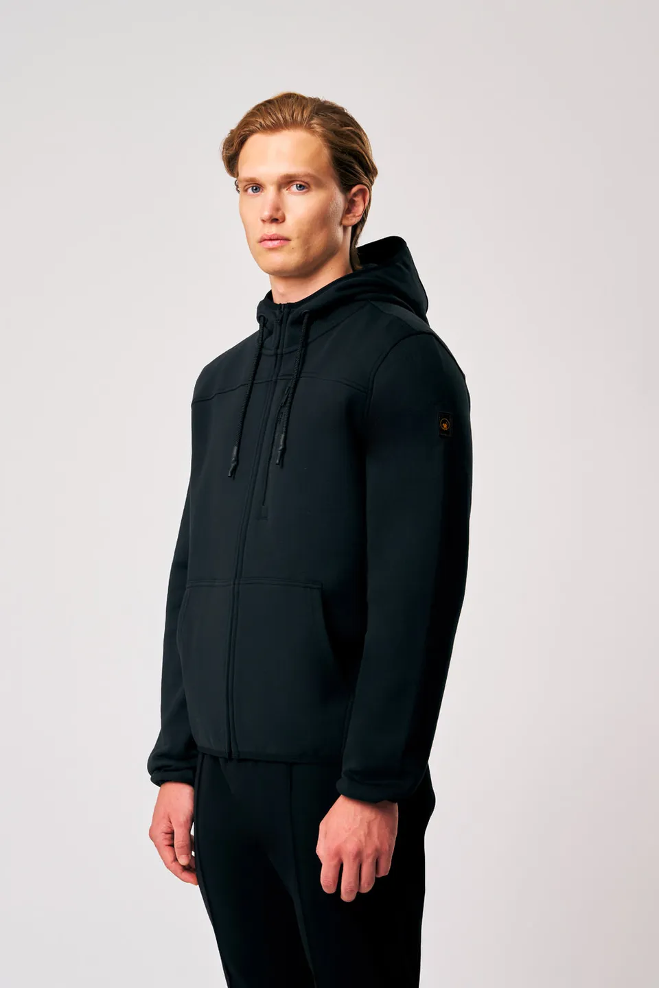 ciesse-outdoor-yuri-4-0-hoodie-schwarz-mit-kapuze image 1