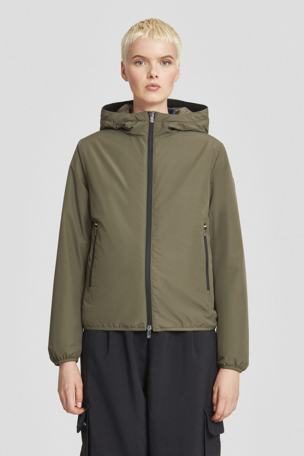 ciesse-outdoor-winterjacke-gr-n-kapuze-wattiert-herren image 2