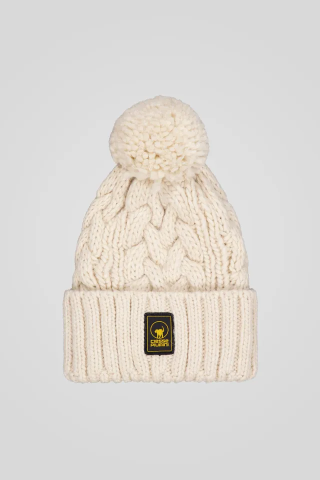 ciesse-outdoor-strickm-tze-beige-mit-bommel-wolle image 1