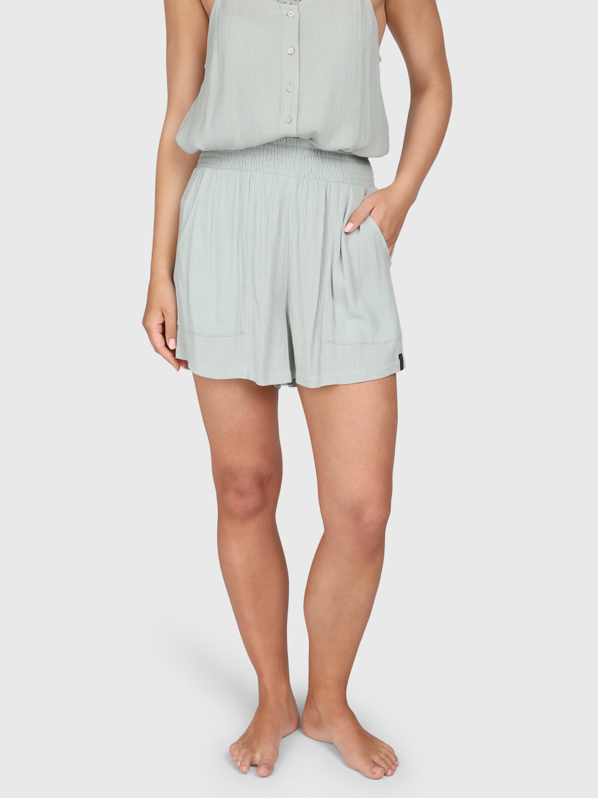 brunotti-essia-damen-shorts-aqua-grey-lockerer-schnitt image 3