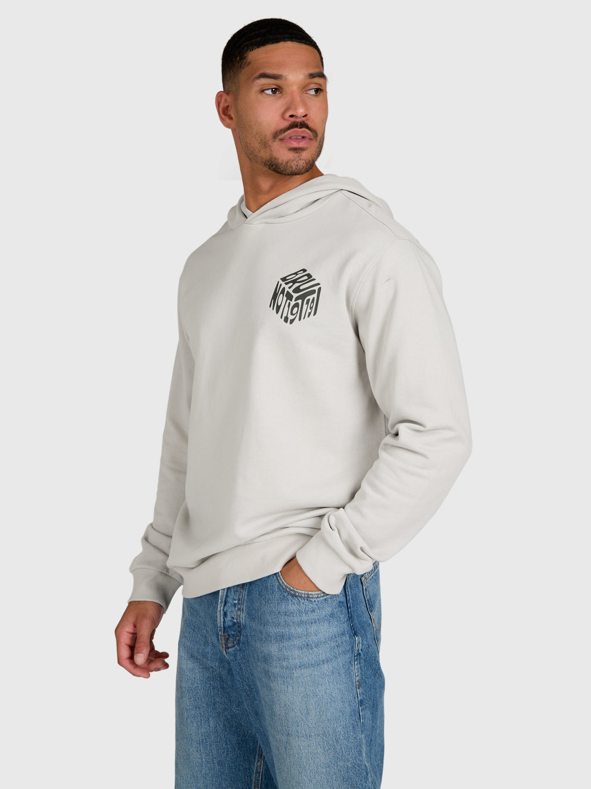 brunotti-mynne-herren-hoodie-soft-grey image 4